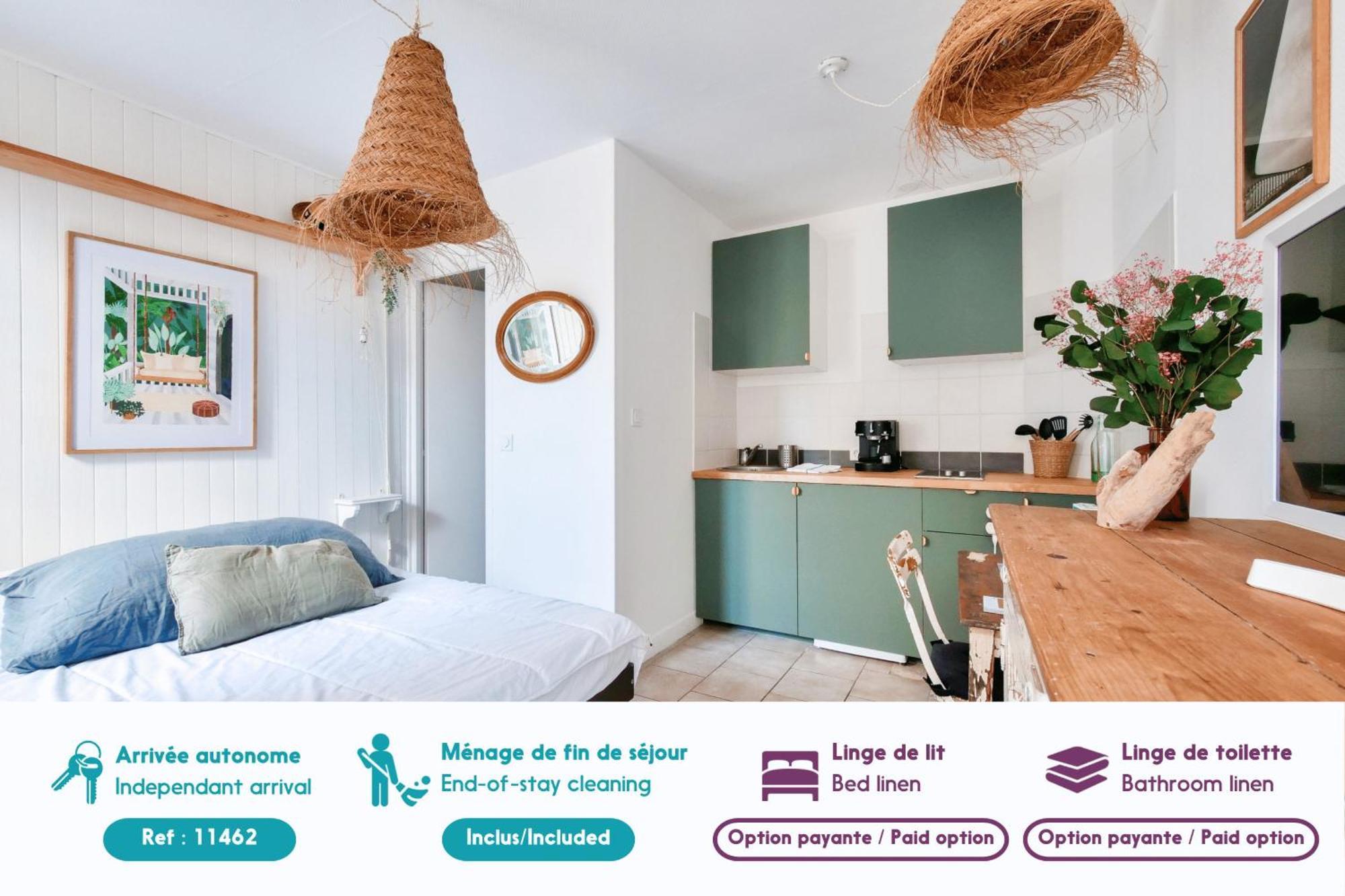 La Suite 24 - Studio Avec Terrasse A 100M Du Port De Saint-Martin-De-Re Luaran gambar
